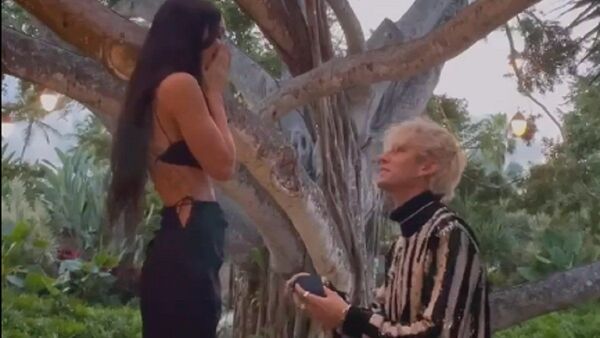 Megan Fox y Machine Gun Kelly se comprometen en Puerto Rico