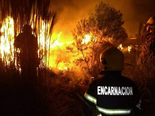 Bomberos voluntarios piden donaciones para sobrellevar su arduo trabajo