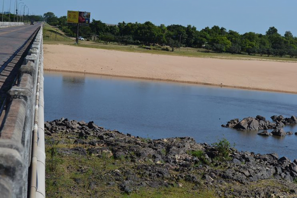 El río Tebicuary se encuentra en niveles críticos y piden cese de bombeo - Noticiero Paraguay