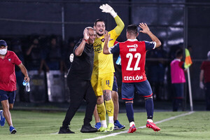 Zapag oficializa lista y renovación de Fernandes - El Independiente