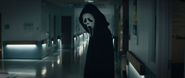 “Scream” está de vuelta para satirizar la “era dorada del terror”