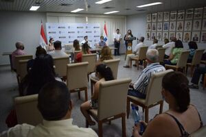 Entregan G. 641 millones a comisiones vecinales de Asunción - Nacionales - ABC Color