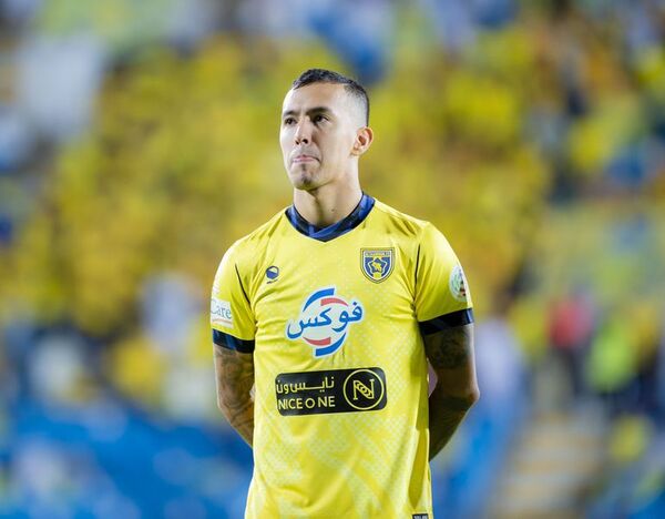 Romero Gamarra, con rotura de ligamento - Fútbol - ABC Color