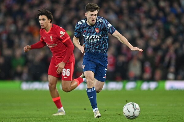 Arsenal aguanta y rescata un empate ante Liverpool en la semifinal de la Copa de la Liga