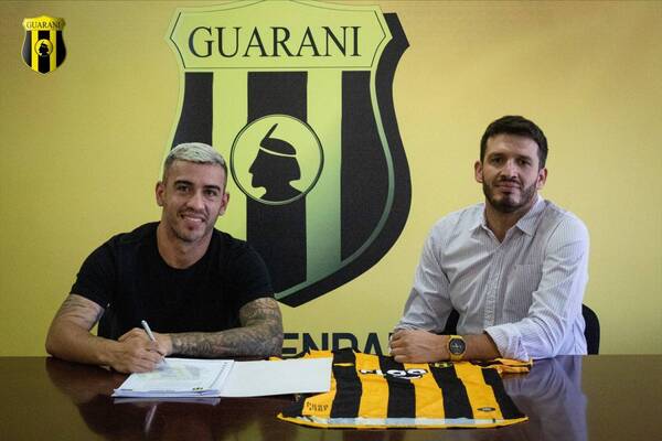 Crónica / Cachique incorpora a Jorge Mendoza y Ariel Núñez a su toldería