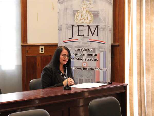 Se aguarda sentencia del JEM tras el enjuiciamiento al fiscal Osmar Legal