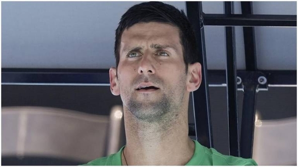 Diario HOY | Gobierno australiano prevé detener a Djokovic el sábado por la mañana