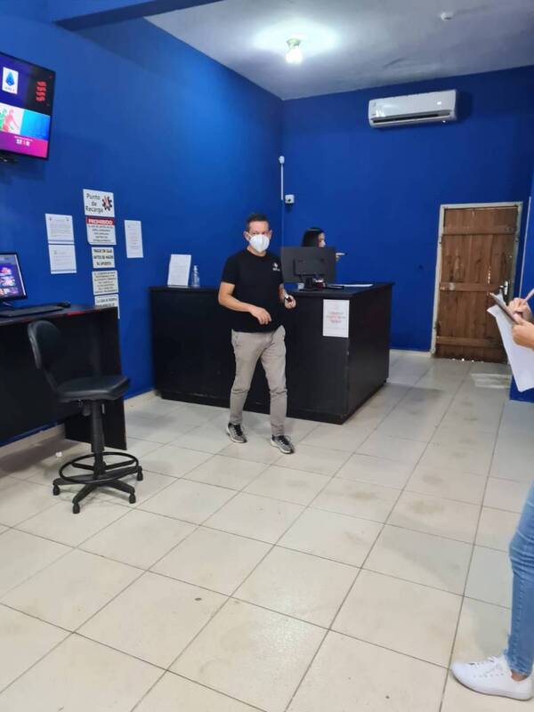 Crónica / Allanan local en CDE por realizar apuestas "mau" ndaje