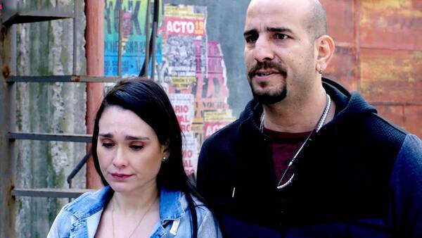 Crónica / [VIDEO]Le ofrecieron a Lali hacer un trío