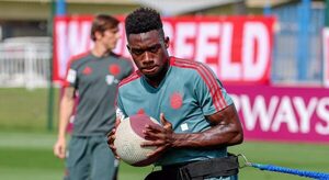 Alphonso Davies, baja por tiempo indefinido, a causa de una miocarditis