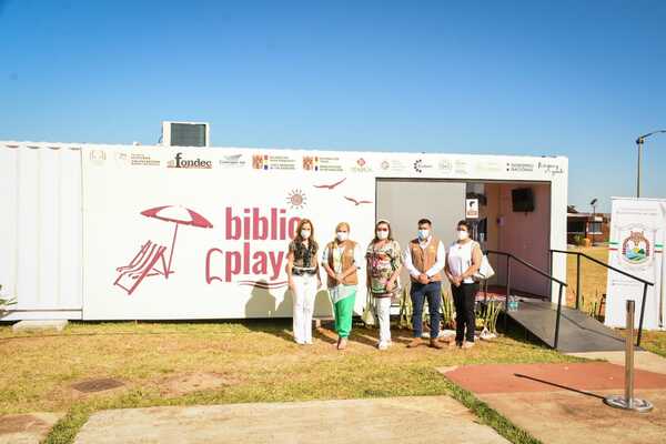 Biblioplaya en Encarnación disponible para espacio de recreación y préstamo de libros - .::Agencia IP::.
