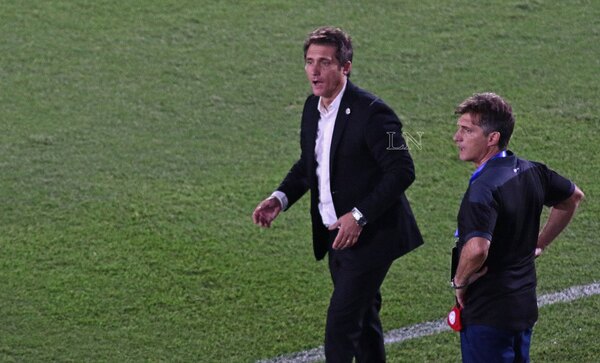 Guillermo Barros Schelotto: 'Adaptarnos rápido y sin excusas'