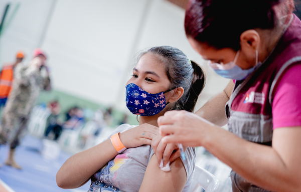 Adolescentes a partir 12 años y más podrán acceder a la tercera dosis de la vacuna anti-COVID