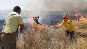El CBVP ordena "acuartelamiento" ante masivos incendios forestales