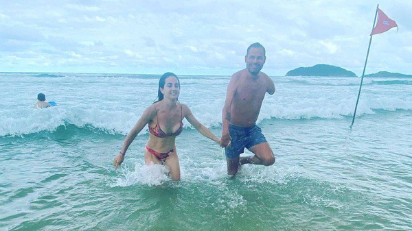 Crónica / ¡Oky el amor!: Las románticas vacaciones de Julio González Ferreira