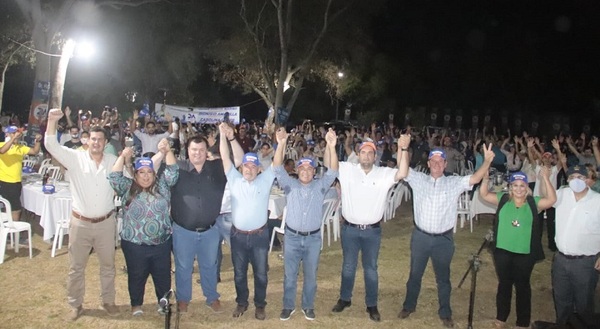 Avalos Mariño deja a Efraín Alegre y se adhiere a Diálogo Azul que acompaña a Hugo Fleitas