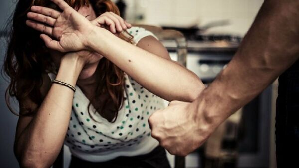 Mujer salva a otra de su novio, la historia viral de sororidad