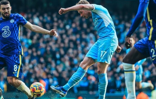 Manchester City derrotó al Chelsea y se aleja cada vez más en la cima