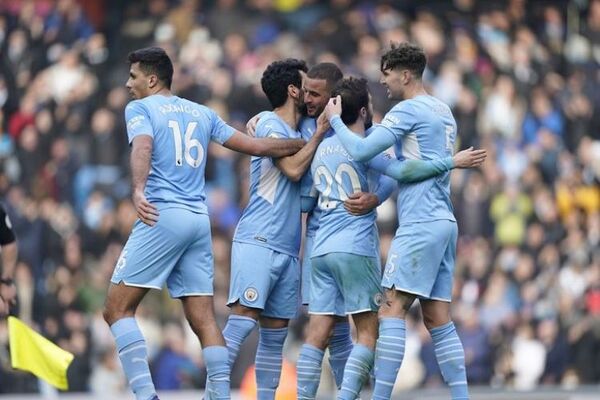Manchester City no se deja sorprender