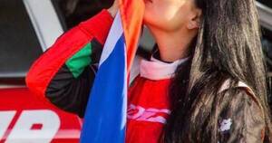 La Nación / Andrea Lafarja, primera mujer paraguaya en culminar el rally más difícil del mundo