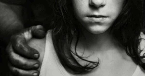La Nación / Un hombre violó a sus dos hijas, de 5 y de 12 años