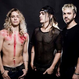 Airbag: juego entre hermanos - Música - ABC Color