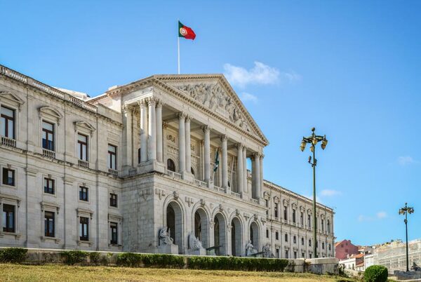 Portugal estrena una campaña electoral limitada por Ómicron - El Independiente