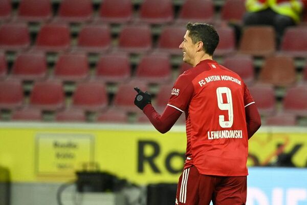Nuevo duelo Messi-Lewandowski; Alexia Putellas a cerrar el círculo - Fútbol Internacional - ABC Color