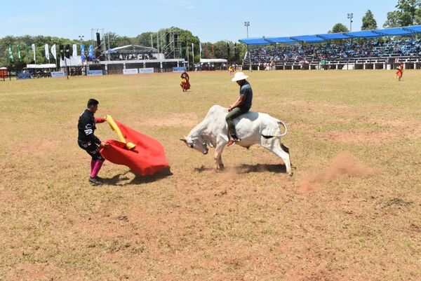 Exitosa jornada de campo en la Fiesta de la Tradición Misionera - Nacionales - ABC Color