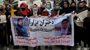 Decenas de mujeres protestan en Kabul contra los talibanes