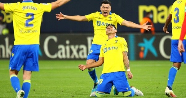 El mensaje de Arzamendia luego de anotar el gol decisivo para el Cádiz