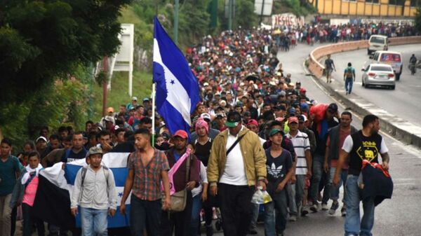 Nueva caravana de migrantes parte desde Hondura hacia EEUU - ADN Digital