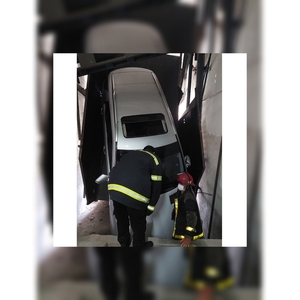 Se desplomó un ascensor para vehículos en un edificio de Posadas