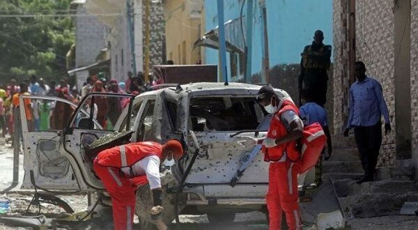 Portavoz de premier somalí sobrevive a atentado terrorista
