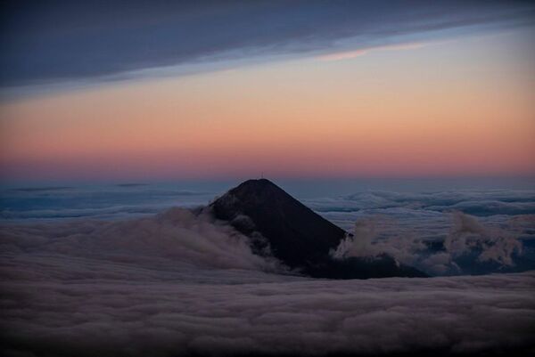 Después de dos años, turismo regresa a volcán activo en Guatemala - Viajes - ABC Color