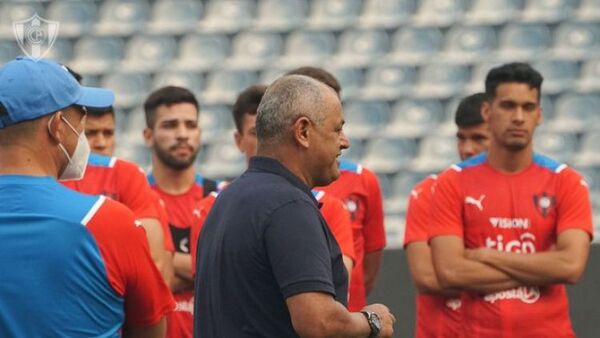 Cerro Porteño sigue buscando el 9