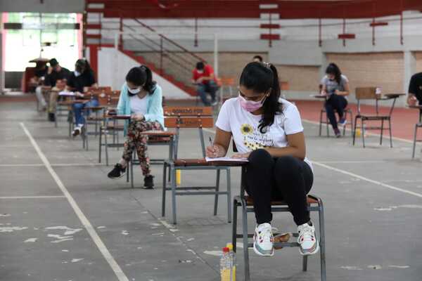 Habilitan registro online de estudiantes interesados en participar en las 3.000 Becas Universitarias de la Itaipú