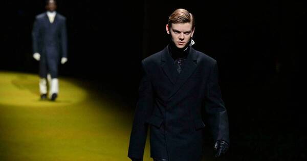 La Nación / Prada de película: actores desfilaron la nueva colección