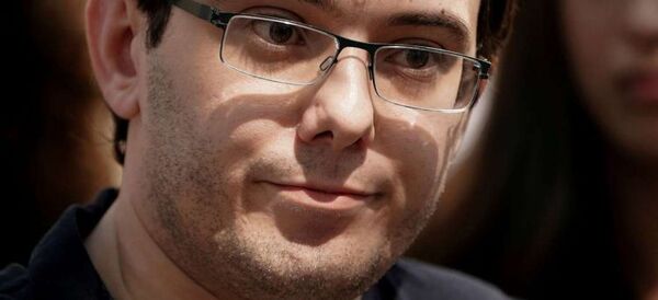 "Pharma Bro": el joven que aumentó el precio de un medicamento esencial en EE.UU. deberá pagar $us 64 millones