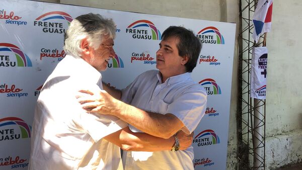 El Senador Fernando Lugo asumió hoy la Presidencia del Frente Guasu