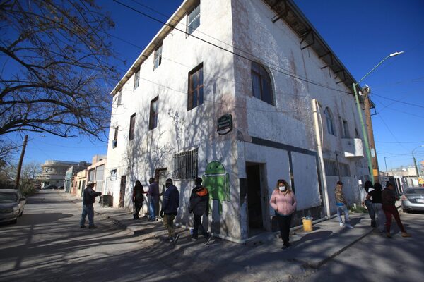La batalla de los migrantes haitianos para establecerse en Ciudad Juárez - MarketData