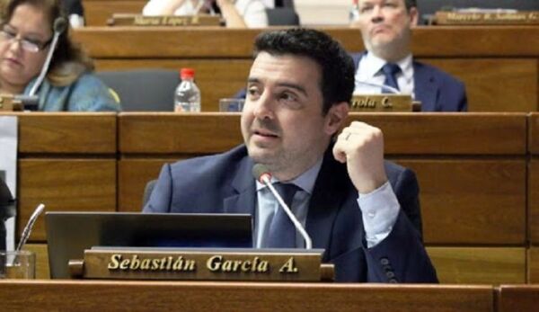 Diputado cuestiona mal manejo institucional y “pase de pelota” tras muerte de una joven en la Costanera