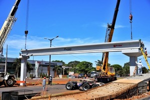Se inicia montaje de vigas en viaducto peatonal de CDE - La Clave