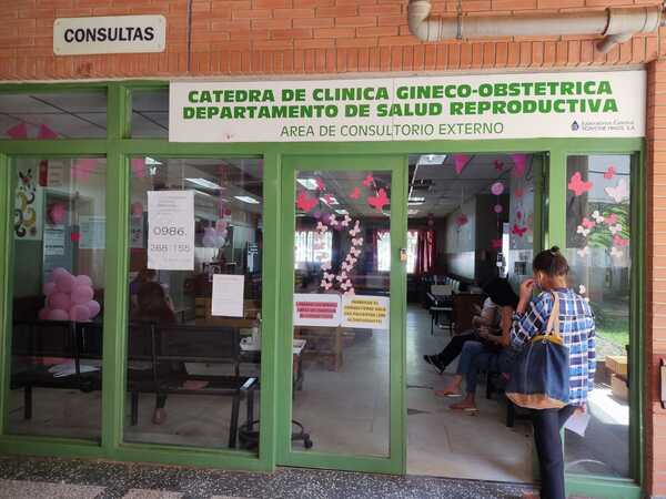 Cirugías mínimamente invasivas, una alternativa para usuarias del Hospital de Clínicas » San Lorenzo PY