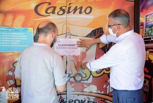 Clausuran local de juegos de azar por falta de patente en Ciudad del Este