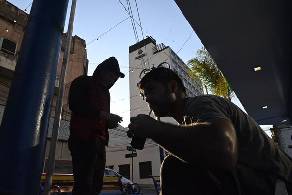 Calor extremo: temperaturas alcanzaron los 44°C en algunos puntos del país - Nacionales - ABC Color