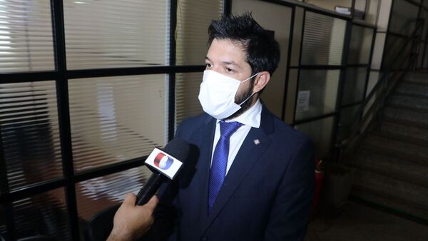Esposa de Luis Arza declara en caso de esquema de inversiones fraudulentas