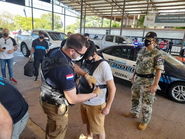 Extraditan de Argentina a un hombre investigado por abuso sexual a una niña - Noticiero Paraguay