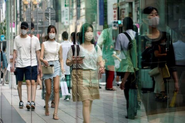 Japón prepara nuevas restricciones ante el repunte récord de contagios - Mundo - ABC Color