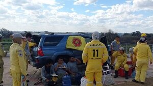 Reportan cuatro bomberos internados por extenuación | Noticias Paraguay
